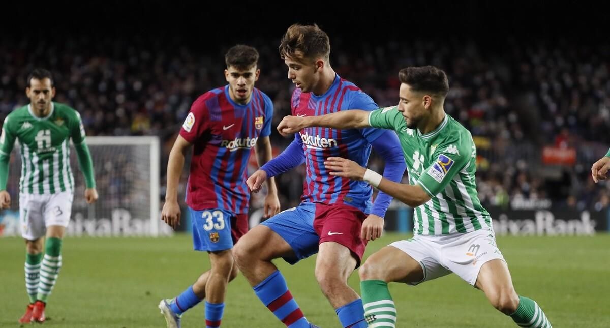 于西班牙足 于西班牙足