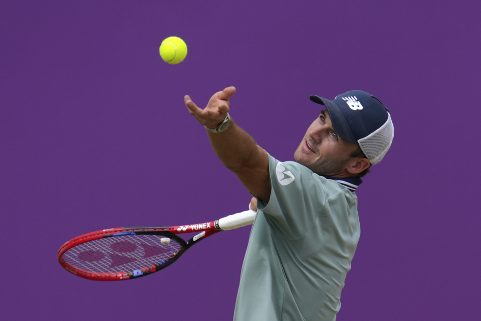 并使之成为 并使之成为